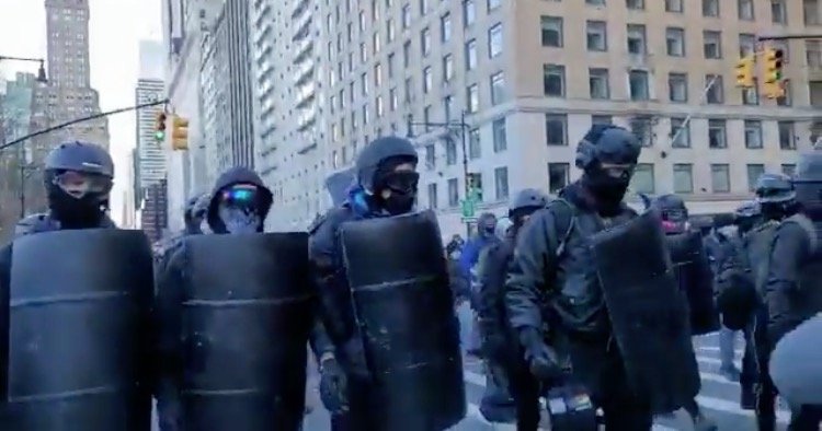 Antifa Terrorists March Through Nyc In Riot Gear 'our Motherf*ckin Streets!' – Msm Silent