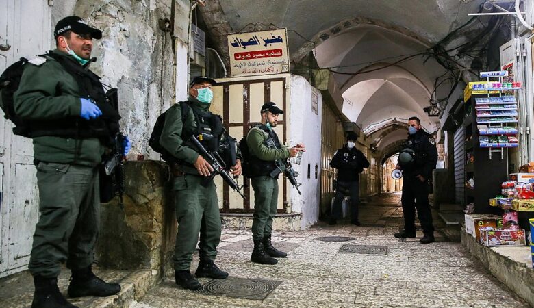 israel lockdown police